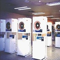 上洋產業股份有限公司提供自助洗衣機，進入自助洗衣市場。