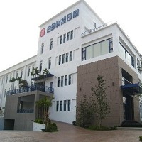 為在台灣台中的白紗科技印刷股份有限公司廠房外觀照片