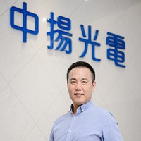 中揚光電股份有限公司　鄭成田董事長。