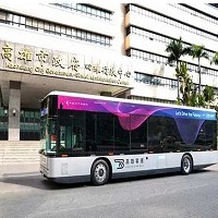高市府與鴻海集團合作，從智慧電動巴士到智慧城市發展。