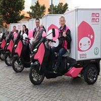 momo富邦媒旗下富昇物流（股）有限公司與蓋亞汽車攜手合作，推出「momo電動三輪車」加入短鏈物流車隊。