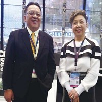 巨大集團在董事長杜綉珍（右）與執行長劉湧昌（左）。圖／曾麗芳