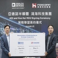 ADI及鴻海科技集團今日宣布將於車用領域建立合作關係，並已簽署合作備忘錄(MOU)。