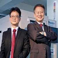 惠特科技董事長徐秋田（左）與技術長賴允晉（右）強調，在LED產業基礎下，公司持續擴大發展雷射應用領域。