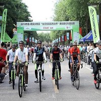 第四屆台灣精品美利達盃國際自行車賽，12日於大陸西安登場，吸引2000多位車手報名參賽。（貿協提供）