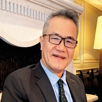 穎崴董事長王嘉煌。