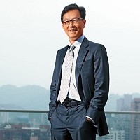 台灣大哥大股份有限公司董事長蔡明忠