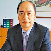 鼎元董事長傅佩文