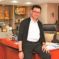 達麗建設董事長謝志長