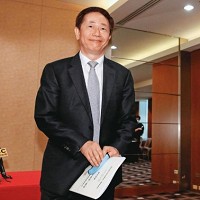 台積電董事長劉德音表示，「今年的生意好，台積電將徵才8千人，是往年的一倍。」