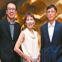 M31董事長陳慧玲（中）、總經理張原熏（左）及發言人方余平。記者侯永全／攝影