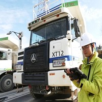 台泥句容廠引進無人駕駛電動礦車，替代傳統燃油礦車。台泥／提供