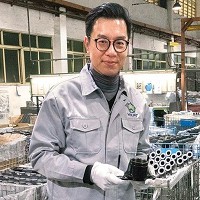 呂皇甫領軍專搶冷門生意，成為台灣商用車零件大王。圖片來源:今周刊