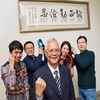 美律董事長廖祿立非常重視經營團隊，並且鼓勵員工一定要時時刻刻吸收趨勢新知。