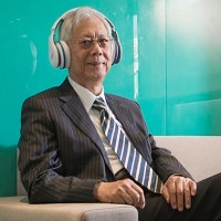 美律董事長廖祿立在卸任總裁一職前，接受《天下》專訪表示，美律的核心能力，就是著重基礎研發，隨著市場研發不斷推出新產品。
