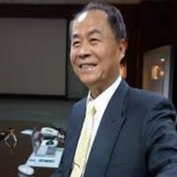 亞光董事長賴以仁。