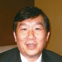 亞電董事長李建輝。