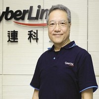 訊連科技董事長黃肇雄