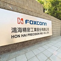 鴻海組織改造拚海外掛牌