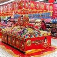 在超市裡的徐福記食品