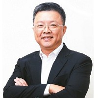 台鹽董事長陳啟昱。