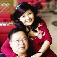楊進發董事長的照片
