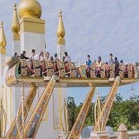 飛毯| 六福村主題遊樂園。