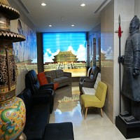 2010年來思達在北京紫禁城舉辦「紫禁城家具菁英會」，成為史上第一家在紫禁城舉辦家具展的公司。